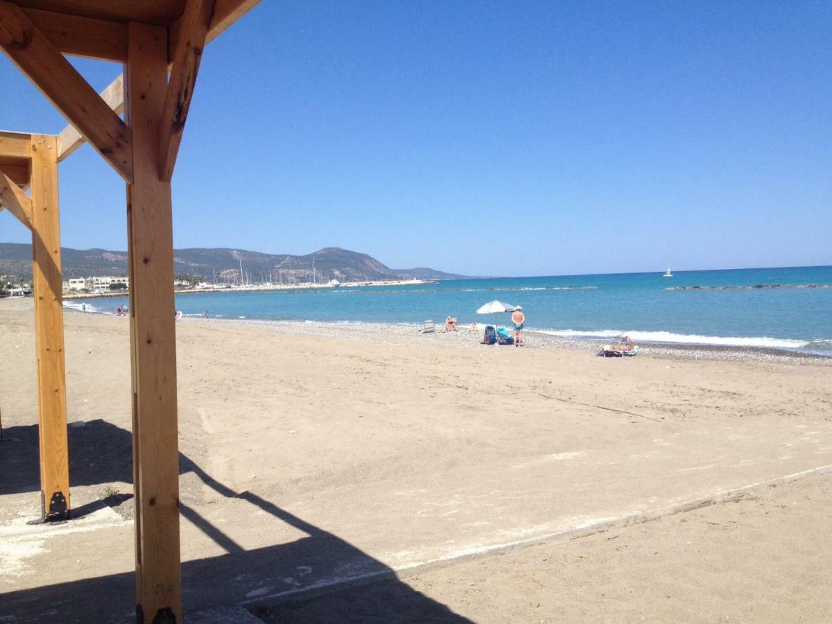 Latchi Holiday Flat Polis Buitenkant foto
