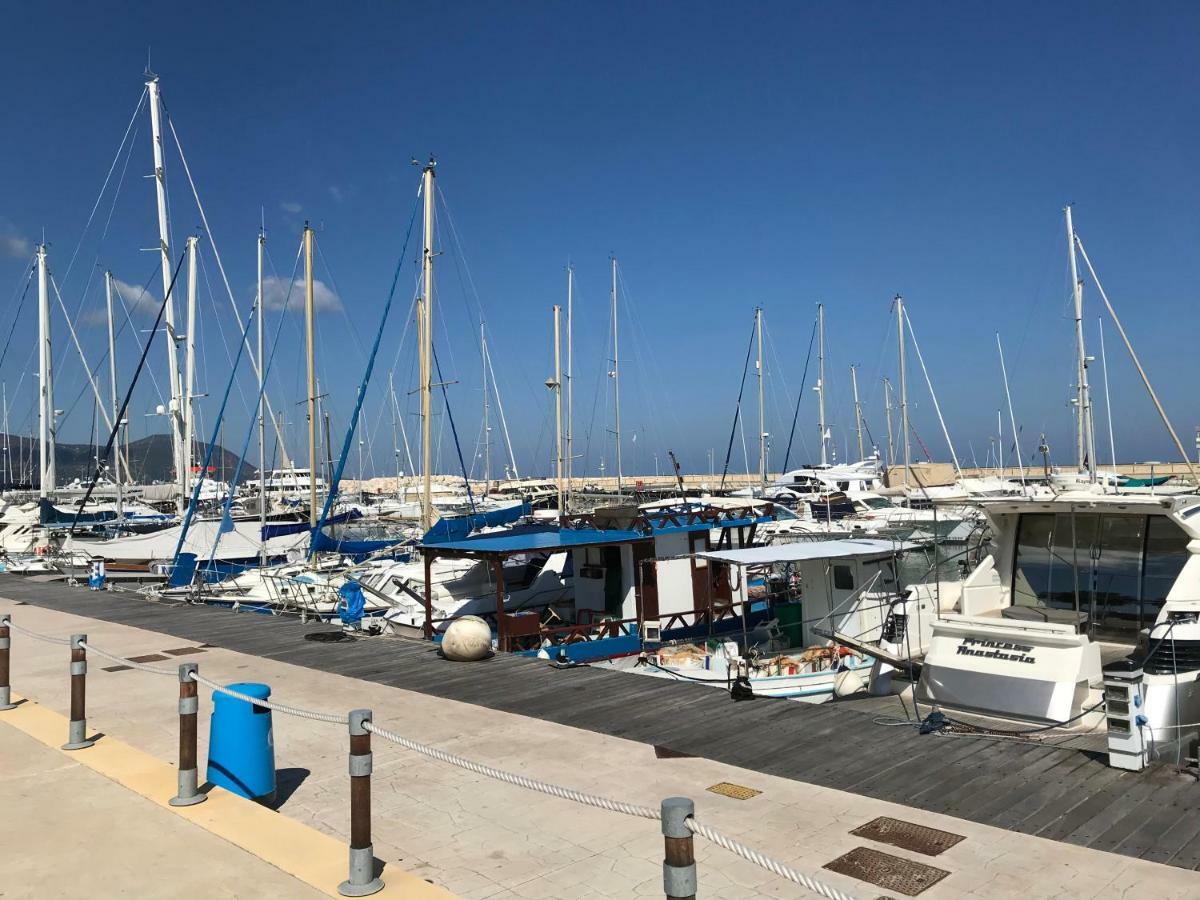 Latchi Holiday Flat Polis Buitenkant foto